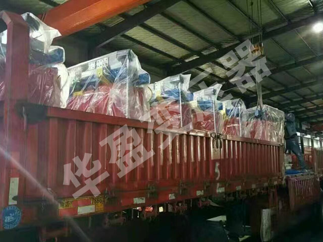 兴安盟干式变压器发货现场